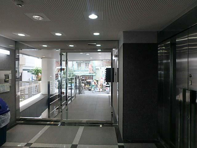 ホール④