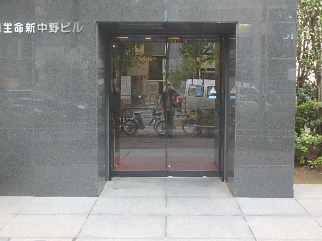 朝日生命新中野ビルエントランス②