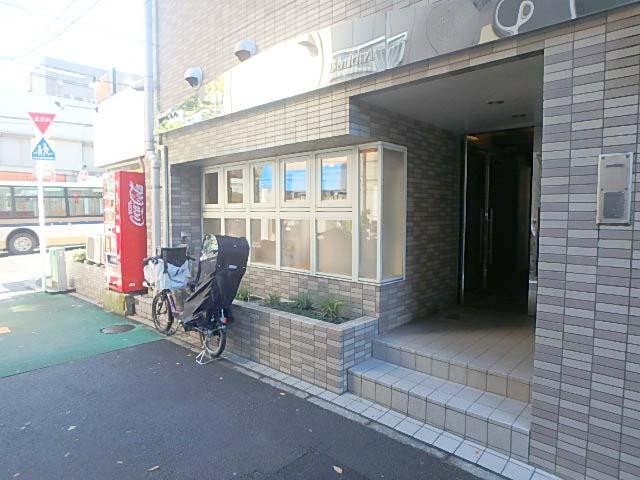 エントランス①
