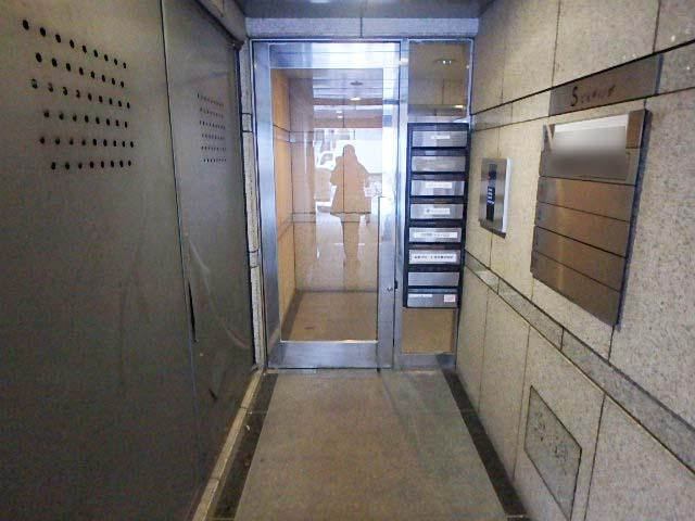 ホール①