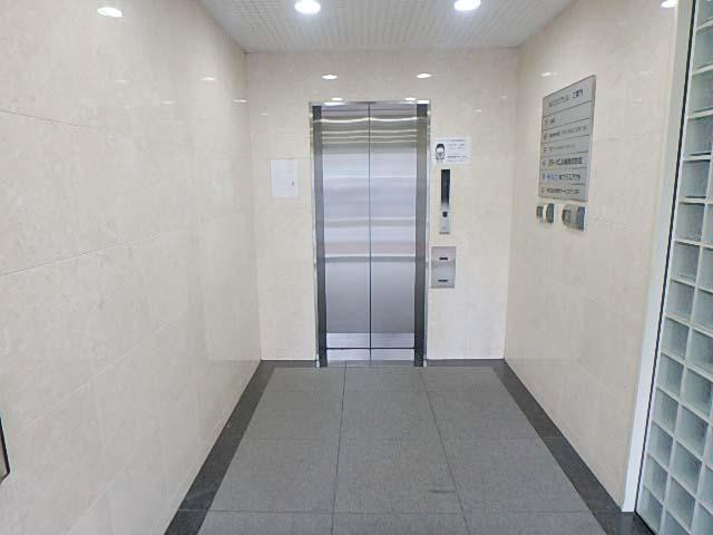 Ｎスクエアビルホール①