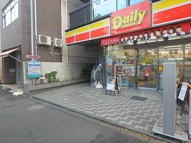 東ビルエントランス①