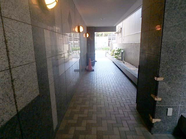 ホール④