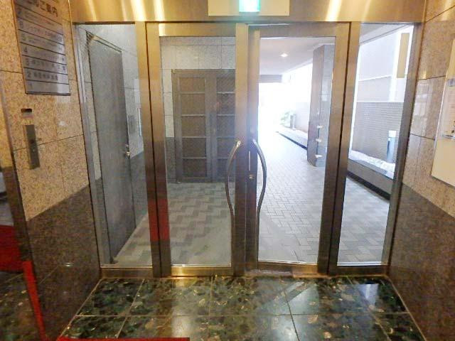ホール③