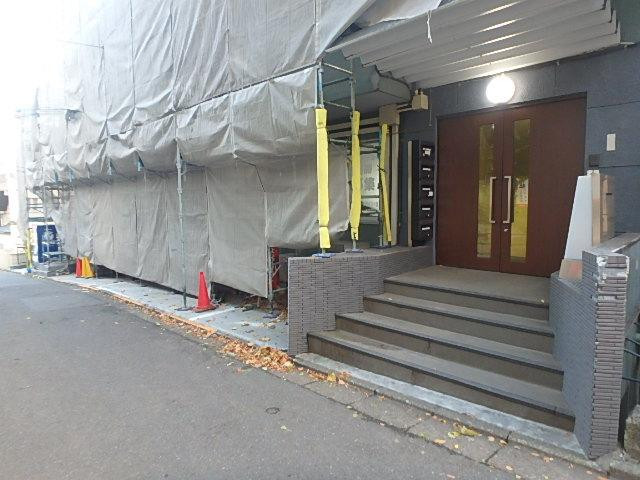 エントランス①