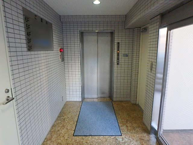 石井ビルホール①