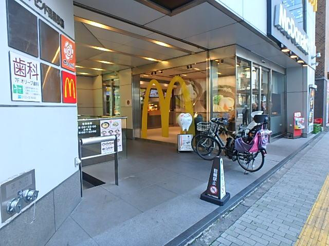 アセンド目黒駅前ビルエントランス①