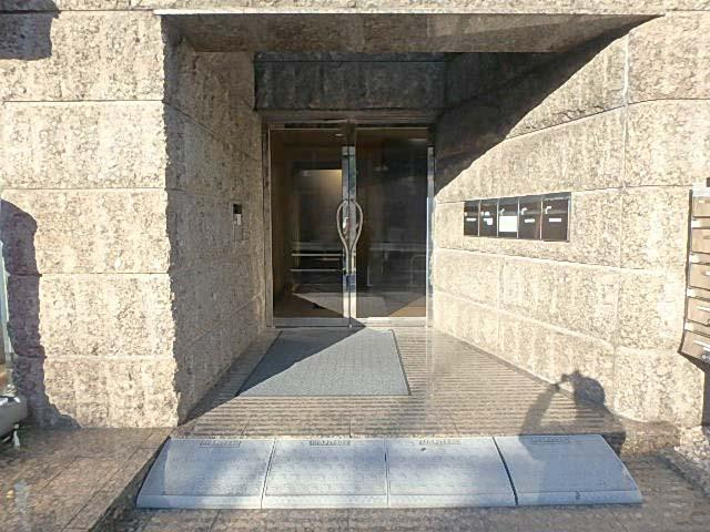 ＪＥＳＣＯ目黒ビルエントランス②
