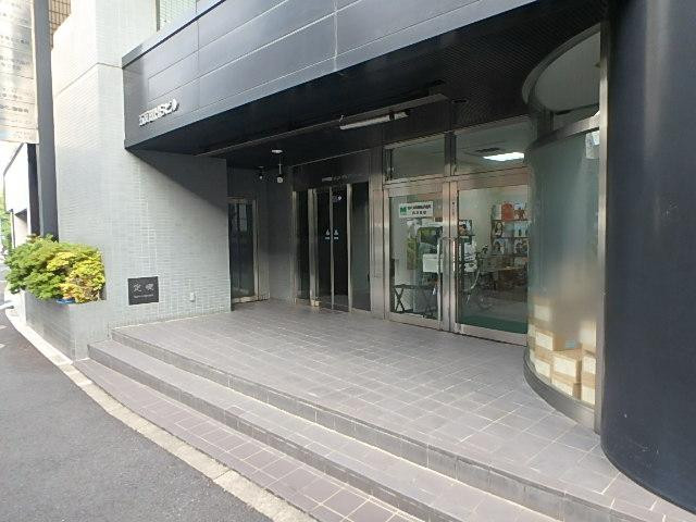 エントランス①