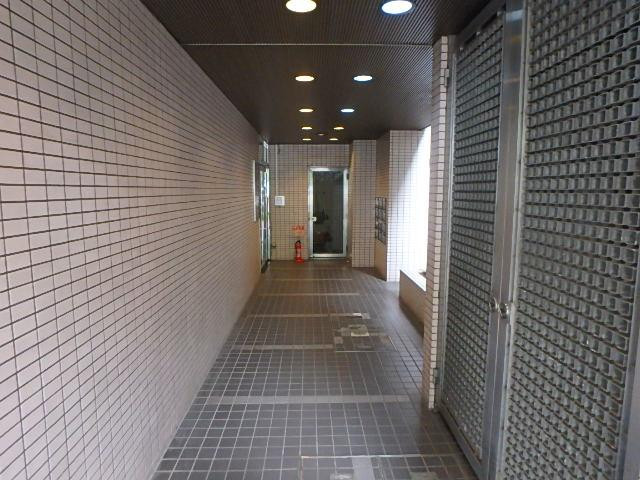 エントランス②