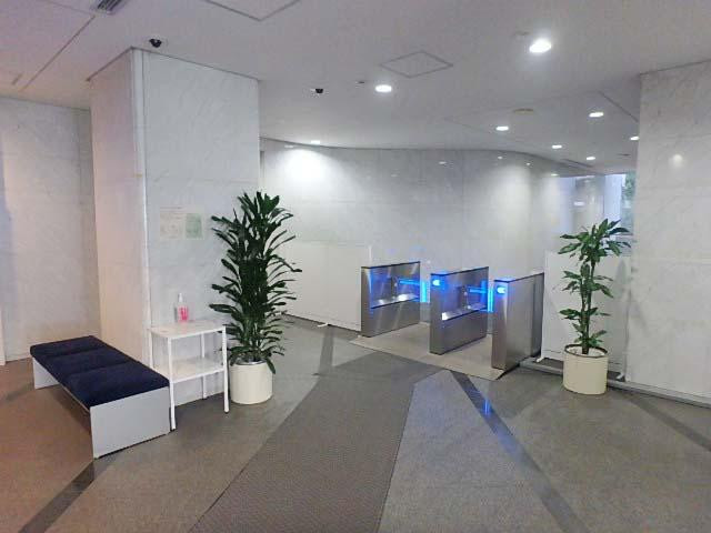 ホール②