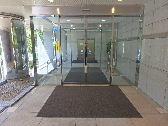 五反田フラットアイアンビルエントランス②