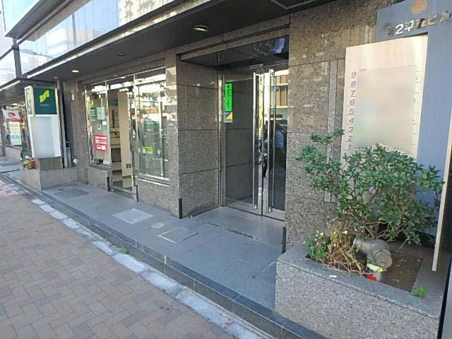 第２平森ビルエントランス①