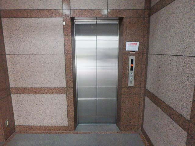 ホール②