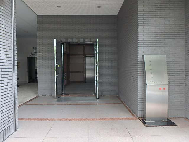 エントランス②