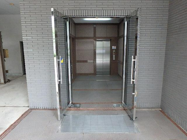 エントランス③