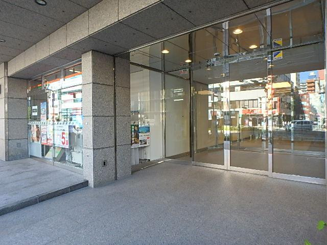 五反田光和ビルエントランス①