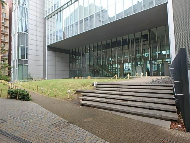 学研ビルエントランス②