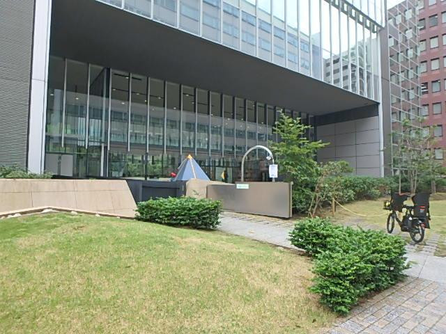 学研ビルエントランス④