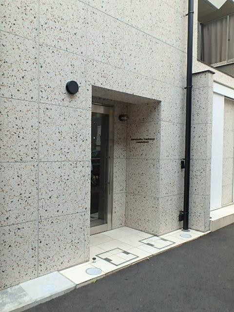 エントランス③