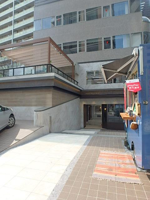 ＴＥＲＲＡＣＥ　ＳＩＴＥ　ＧＯＴＡＮＤＡエントランス①