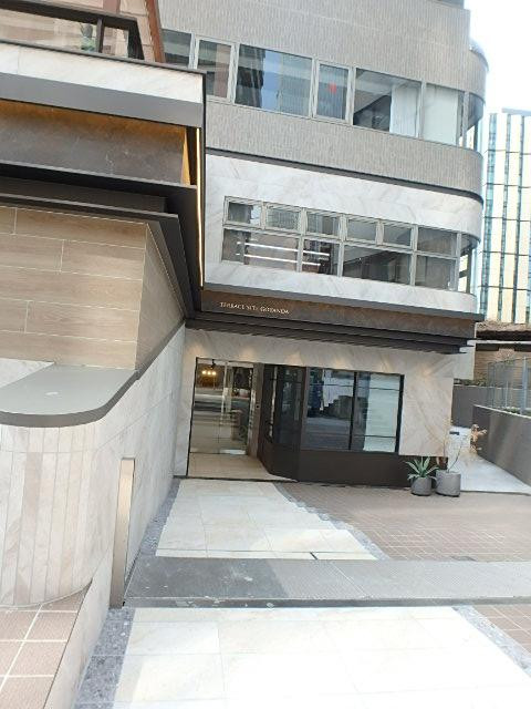 ＴＥＲＲＡＣＥ　ＳＩＴＥ　ＧＯＴＡＮＤＡエントランス②