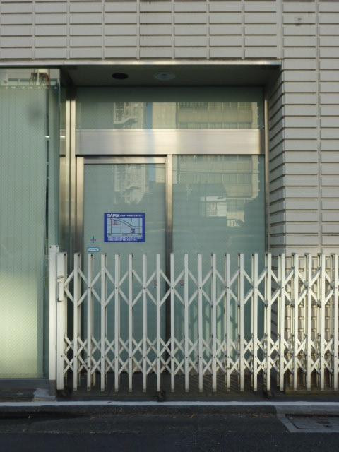 エントランス①