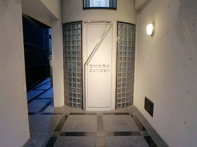 エントランス③