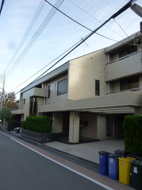 ロイヤルフラッツ外観①(メイン)