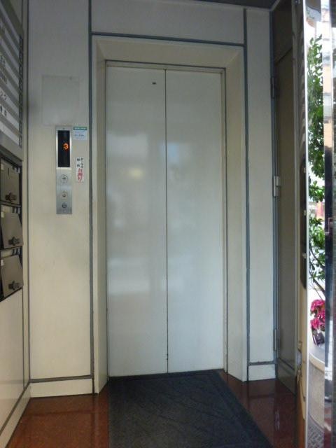 エントランス②