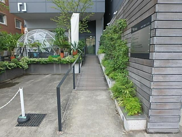 Ｎビル（ニウケビル）エントランス③