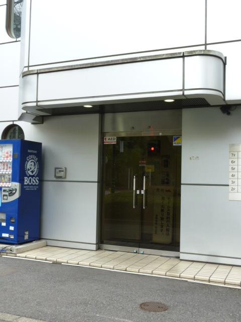 祐ビルエントランス①