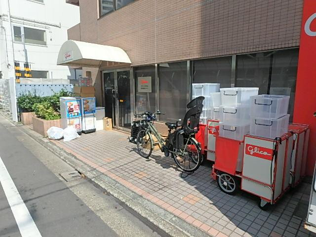 エントランス①