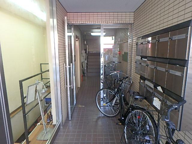 エントランス②
