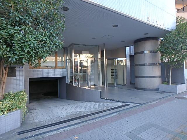 ＡＣＮ品川御殿山ビルエントランス①