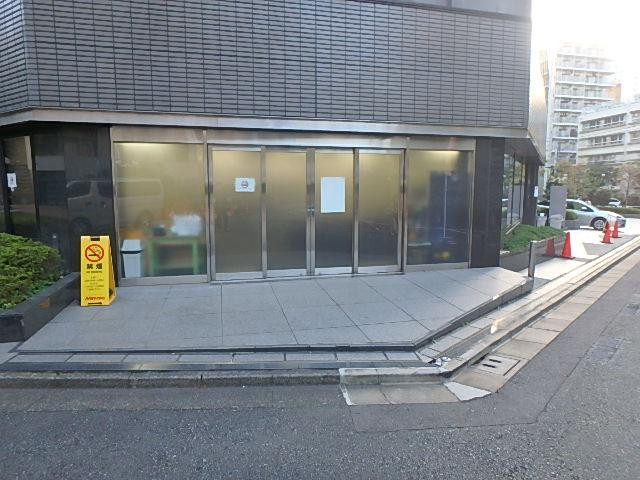 ＴＫＢ御殿山ビルエントランス③