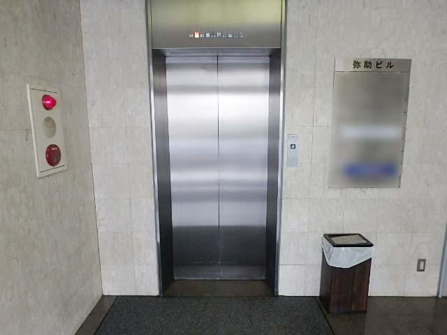 弥助ビルホール②