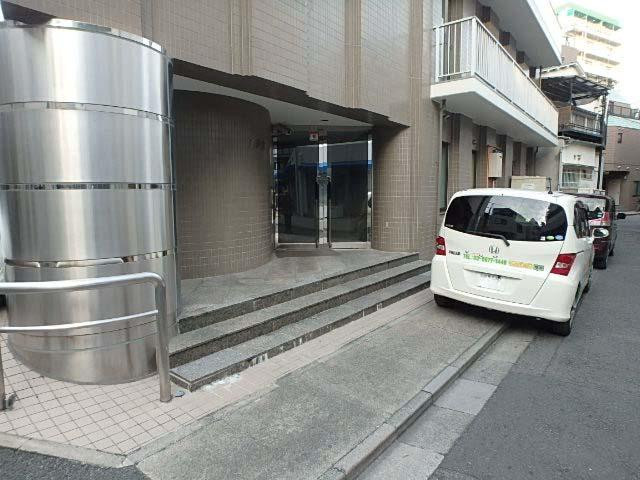 エントランス①