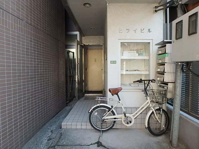 平井ビルエントランス②