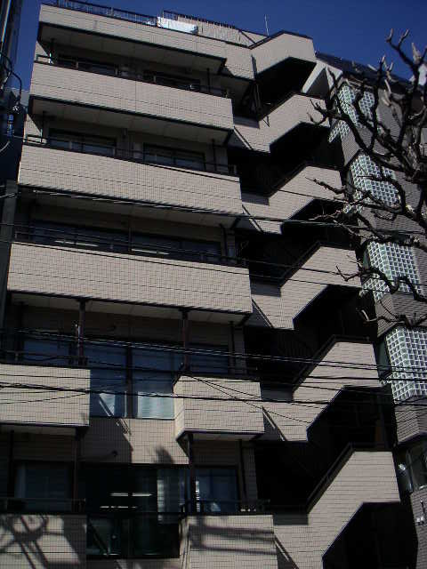 ホール⑤
