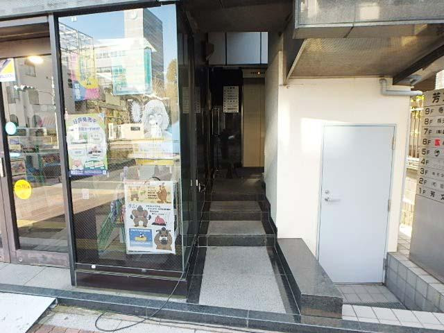 芳文堂ビルエントランス②