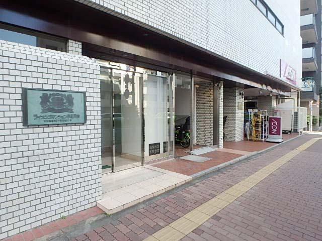 エントランス①