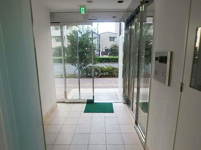 ホール③