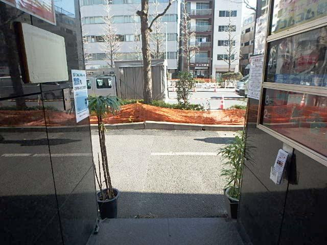 新香園ビルホール③
