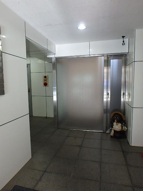 ホール①