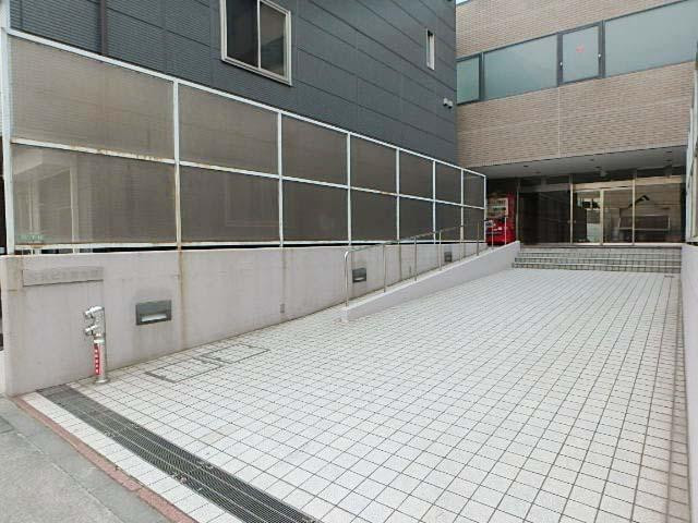 ＮＫビル新大塚エントランス①