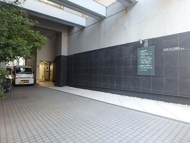 中川ビルエントランス①