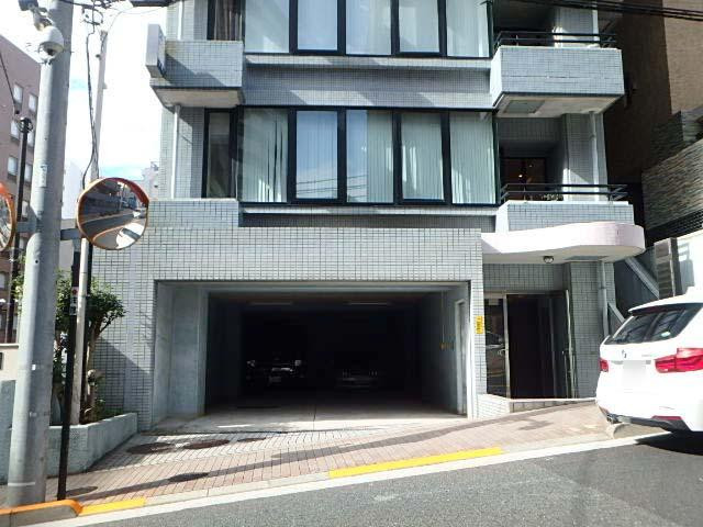 ヒキタカ湯島ビルエントランス①