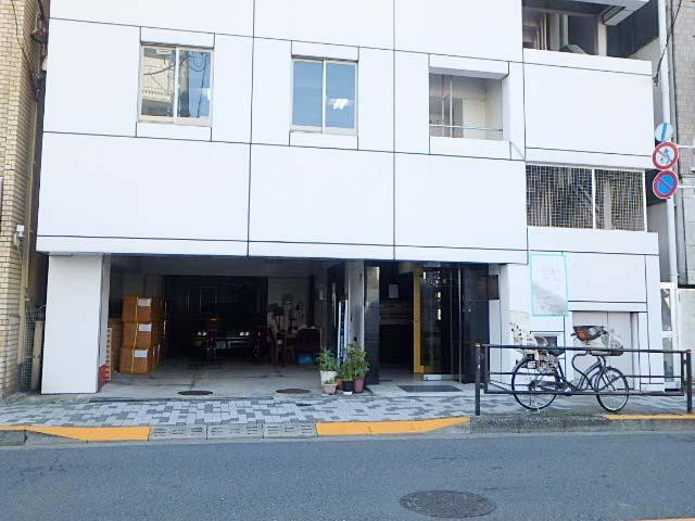 ミツオ湯島ビルエントランス①