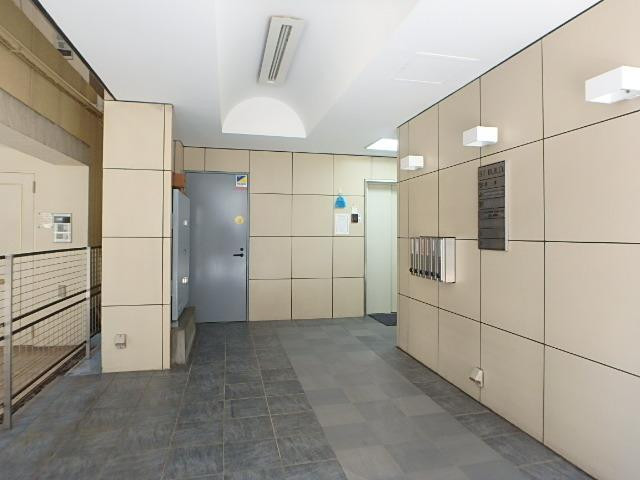 ＳＴビルホール①